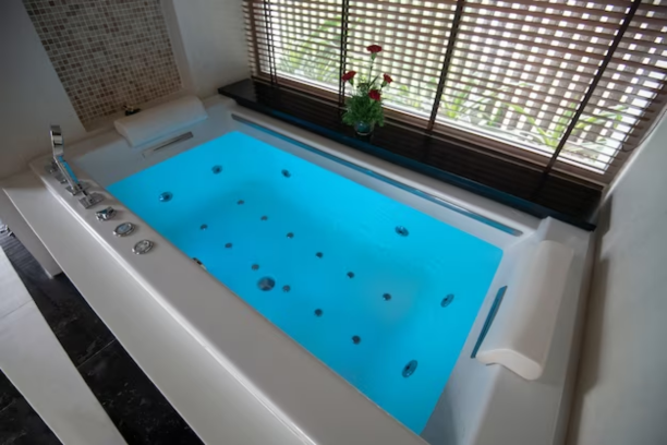 Jacuzzi-style baths: how do they work and are they good for you?