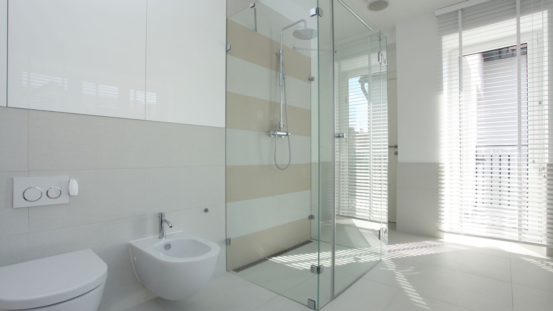 Which Shower Glass Options Are Perfect